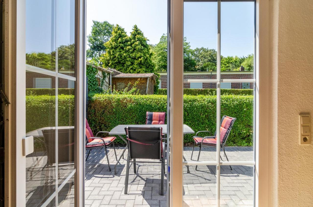 Ferienhaus Sonnenschein - Wohnung 1 Norden Exterior foto