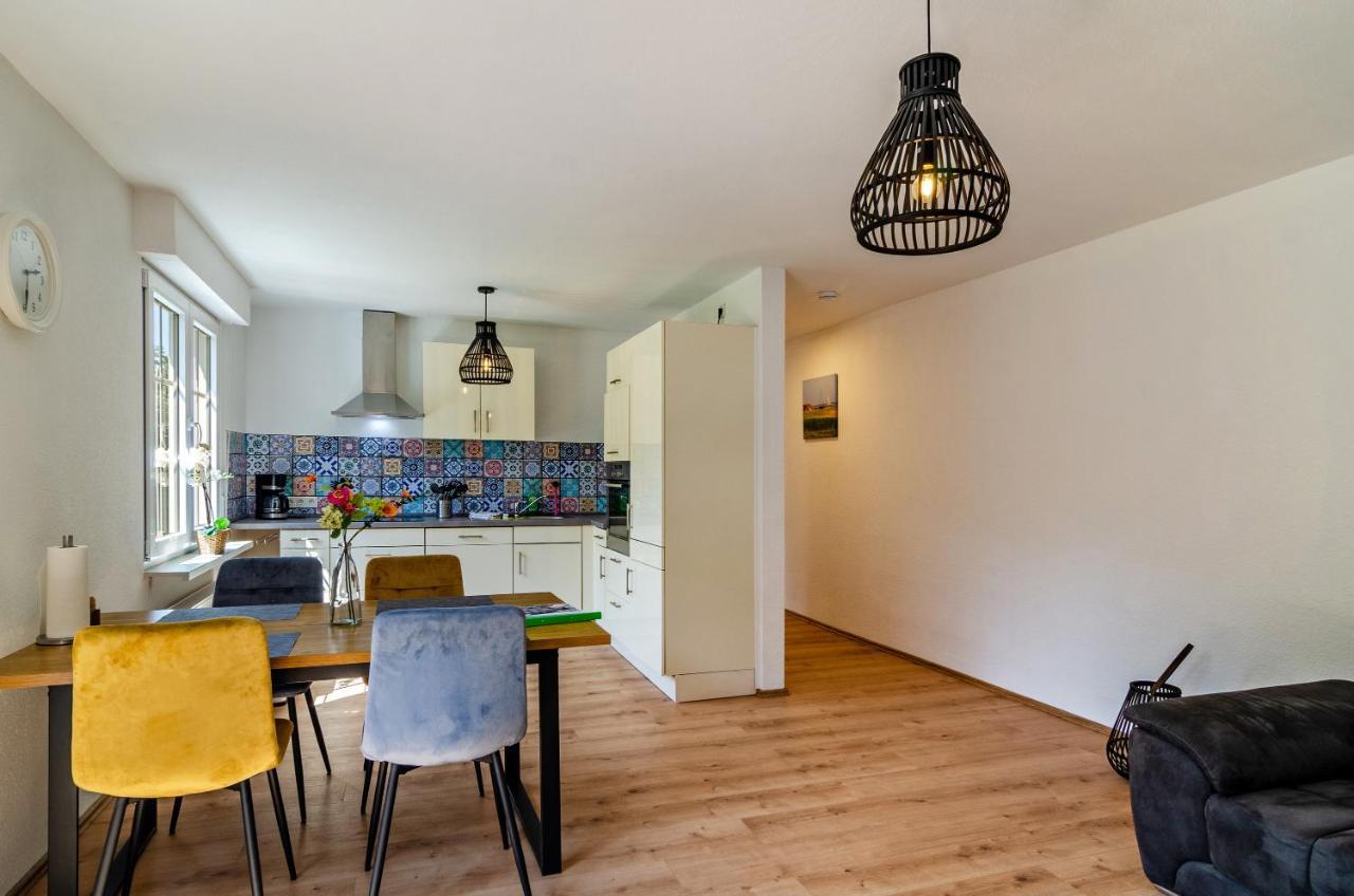 Ferienhaus Sonnenschein - Wohnung 1 Norden Exterior foto